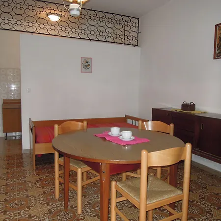 Peaceful With Garden Surrounded By Nature アパート